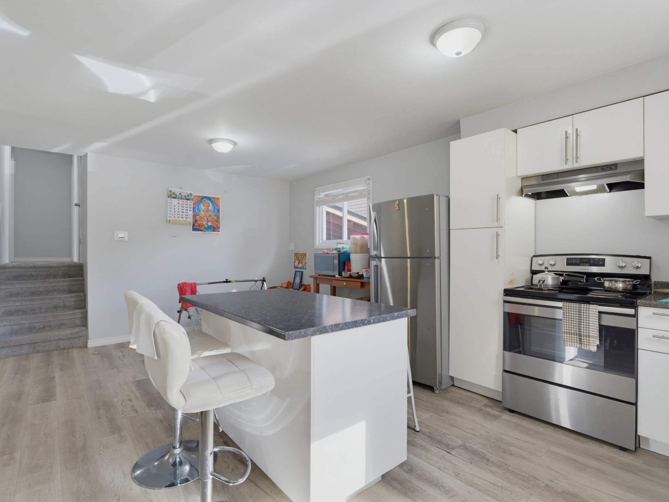 011-83-Rosamond-Crescent