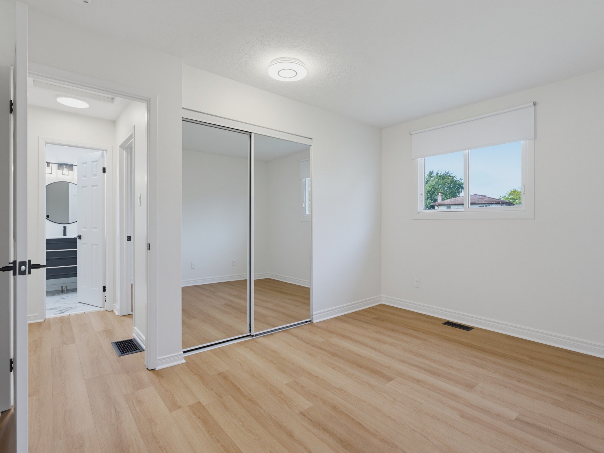 019-132-Sunridge-Crescent