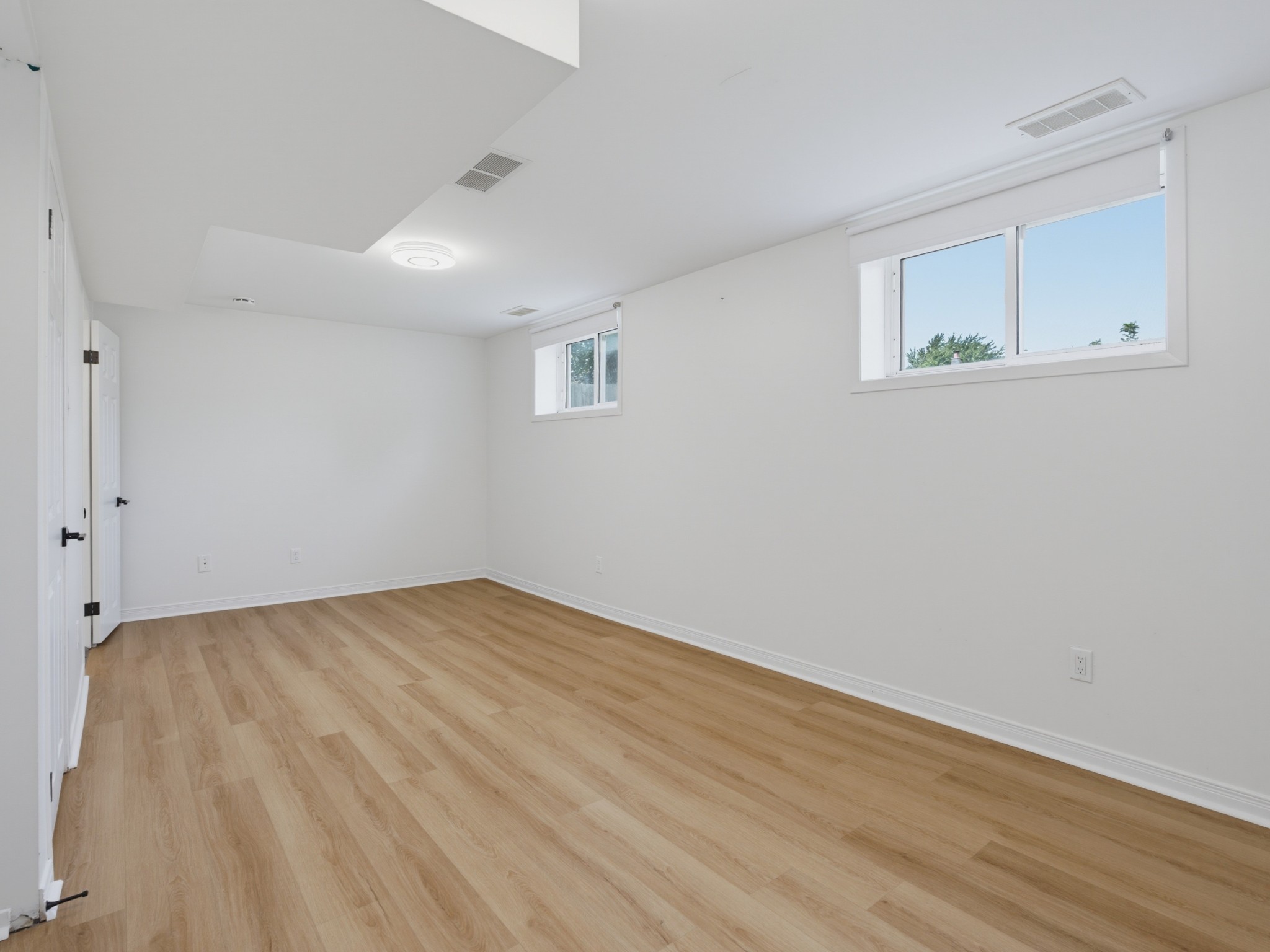 024-132-Sunridge-Crescent