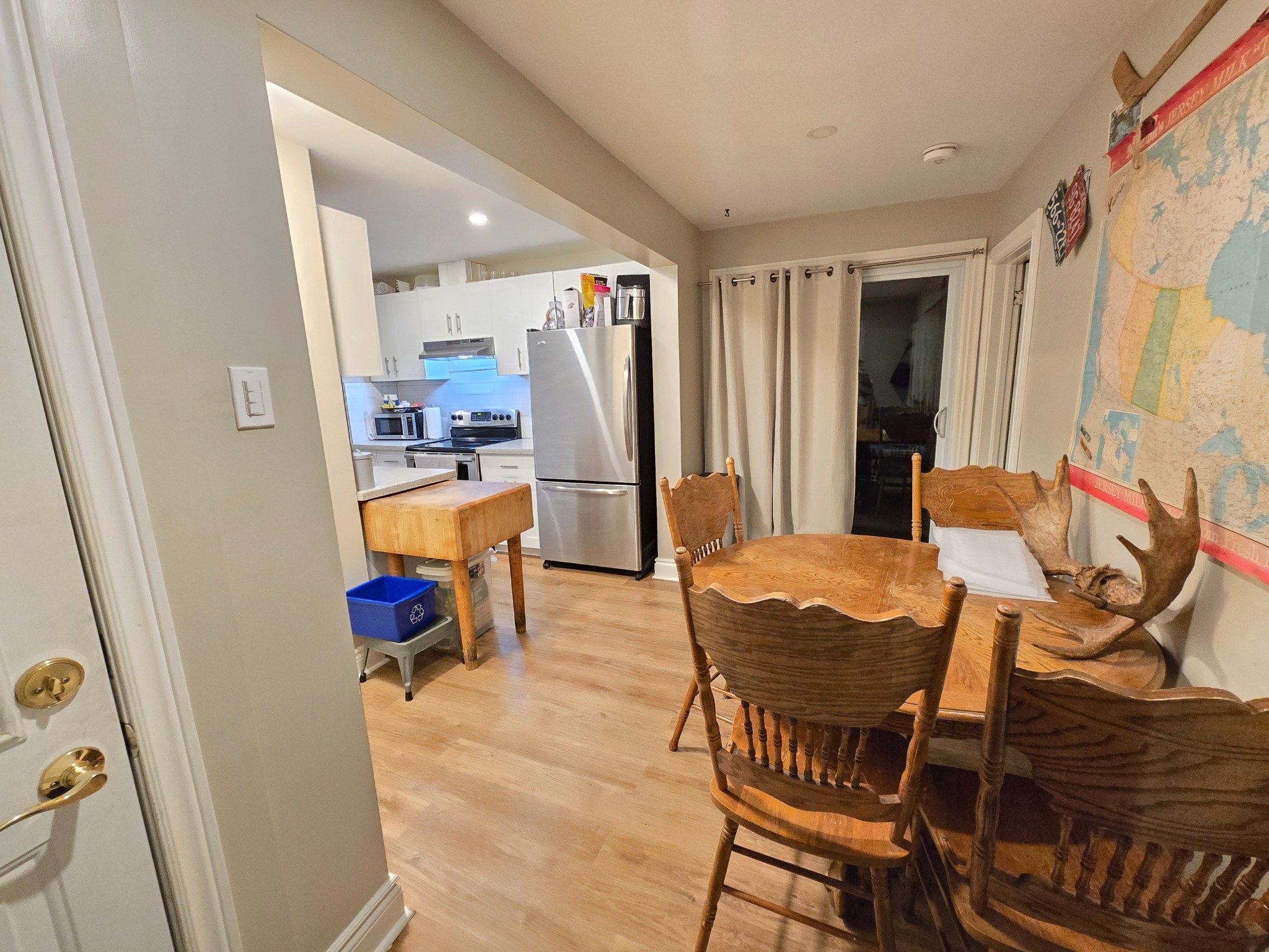 3-597-Stevenson-Street-North