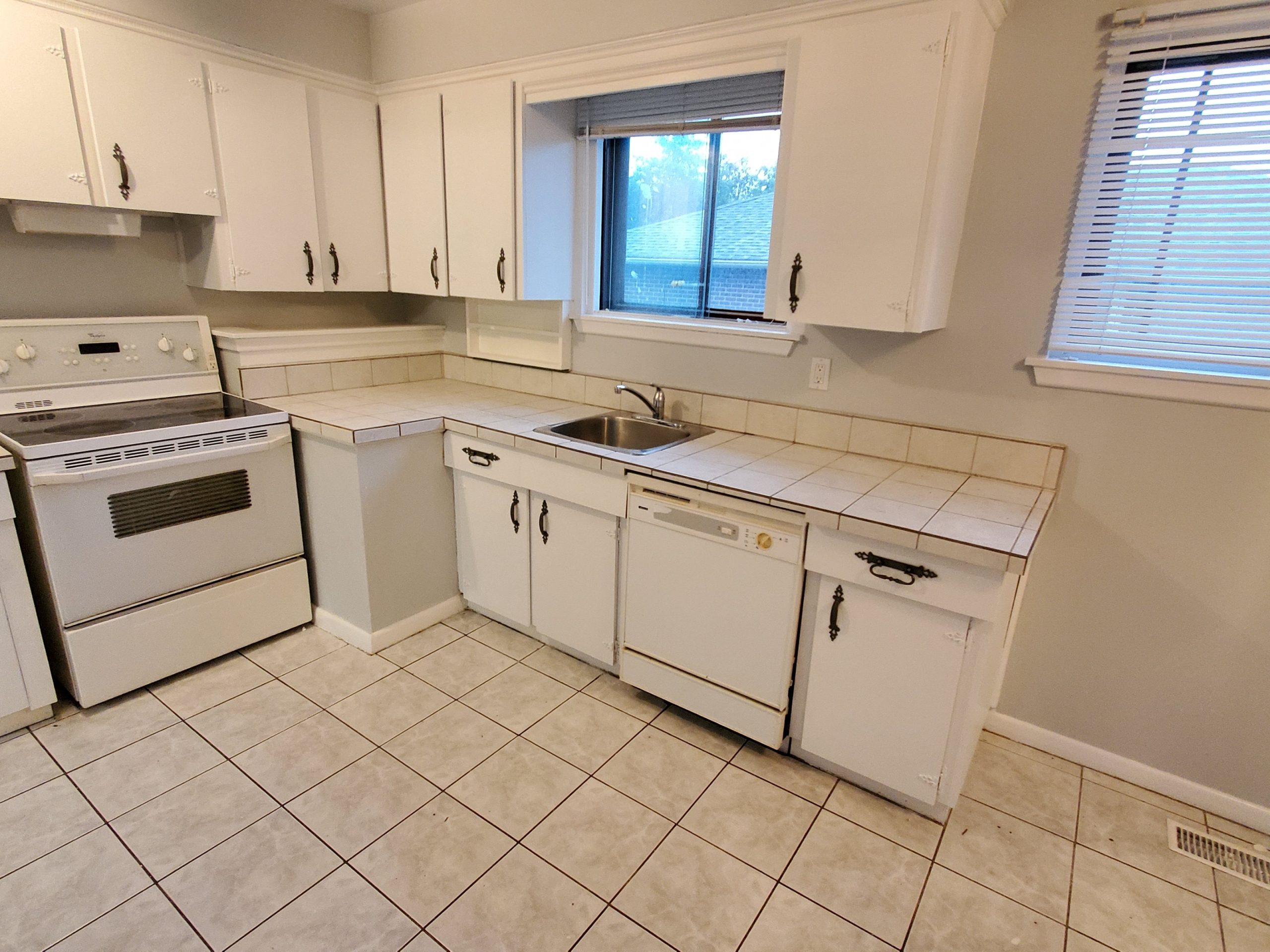 5-235-Wilson-Road-North