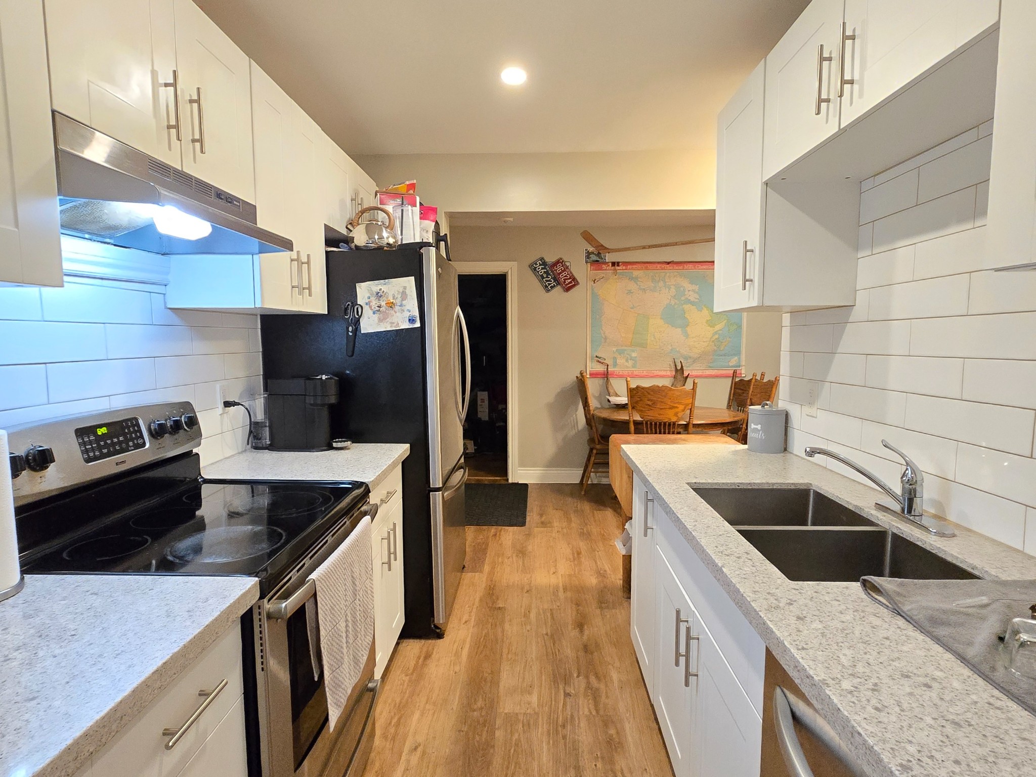 5-597-Stevenson-Street-North